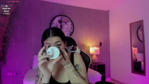 Charlottee online show from 05/27/26, 02:08
