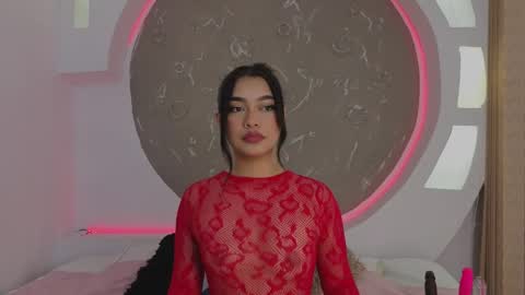 Charlote online show from 04/22/26, 02:47