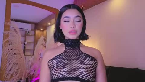 Snapshot of charlotteg18 chatting on 05/29/26, 03:26 Charlote online show from 05/29/26, 03:26
