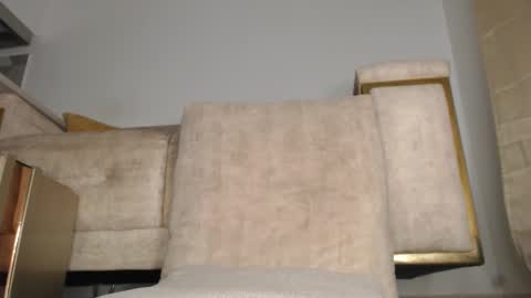 charlottehorny1 online show from 12/22/24, 07:00