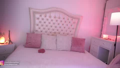 ill be online tomorrow December 1st online show from 03/04/25, 06:04