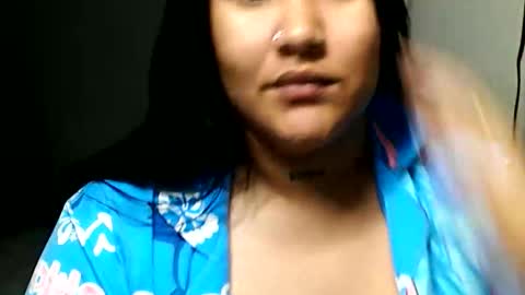 Snapshot of charlottequeen_21 chatting on 05/02/26, 02:11 charlottequeen_21 online show from 05/02/26, 02:11