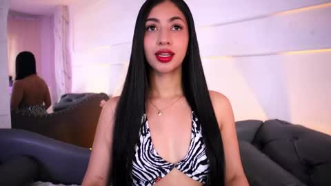 Snapshot of charlotterusso chatting on 05/18/26, 12:33 Lauren Rus online show from 05/18/26, 12:33