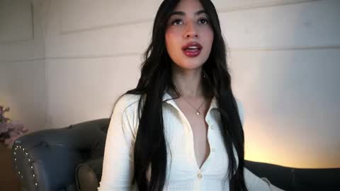 Lauren Rus online show from 06/01/26, 12:29