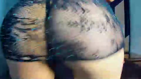 Snapshot of charlottesexrs chatting on 06/19/26, 12:04 charlottesexrs online show from 06/19/26, 12:04