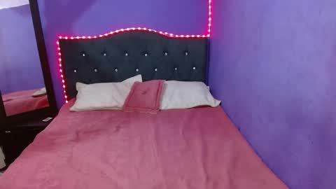 Snapshot of charlotteturners chatting on 12/17/24, 08:43 VALERIA online show from 12/17/24, 08:43