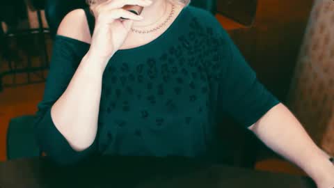 CharlotteXTasty online show from 12/02/24, 08:55