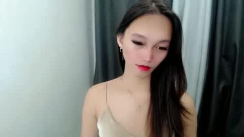 charm_fuckdoll8 online show from 10/03/25, 07:05