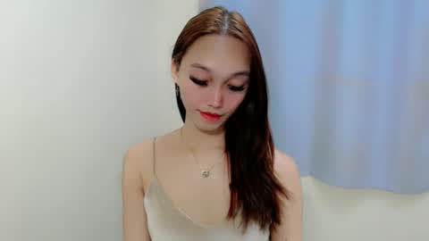 charm_fuckdoll8 online show from 11/20/25, 10:48