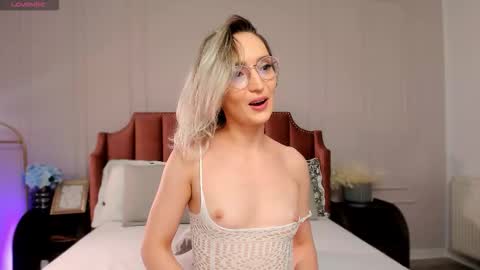  Annye   online show from 10/03/25, 10:51