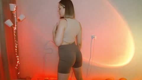 Michelle  online show from 01/27/25, 09:13