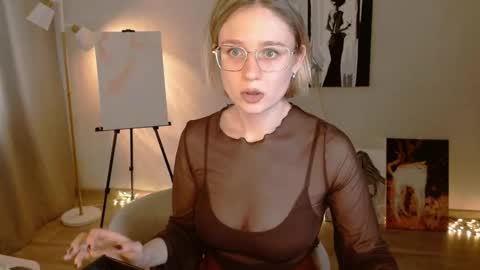 Michelle  online show from 09/18/25, 03:19