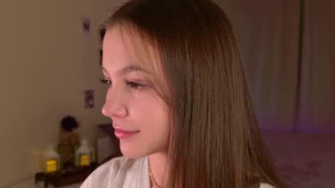 Kaylee online show from 09/18/25, 03:58