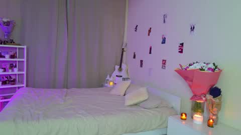 Kaylee online show from 10/18/25, 03:57