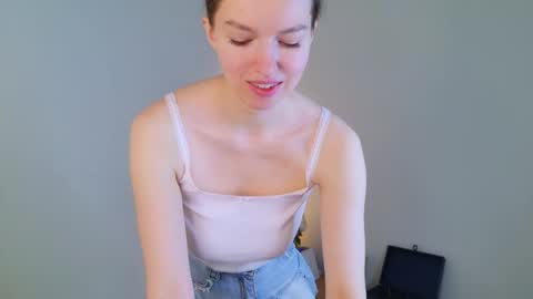 Ruru online show from 01/11/26, 07:02