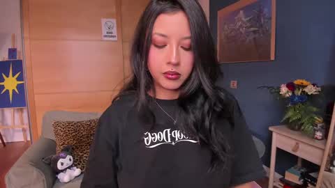 Snapshot of charming_snake_ chatting on 02/28/25, 02:20 Victoria online show from 02/28/25, 02:20