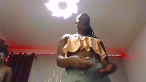 Zoe online show from 11/29/25, 04:32