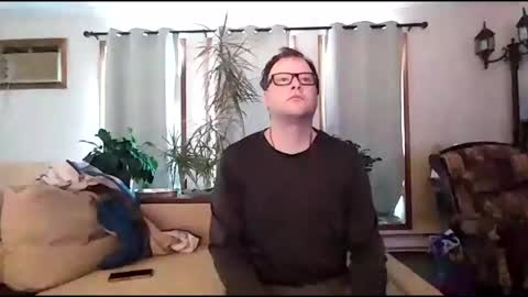 Snapshot of charmingatom chatting on 11/22/25, 04:28 charmingatom online show from 11/22/25, 04:28