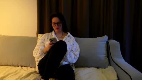 katie online show from 02/05/26, 05:56