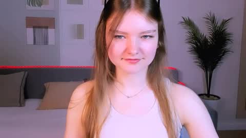 Snapshot of charminglookeva chatting on 05/22/26, 03:35 Im Eva online show from 05/22/26, 03:35