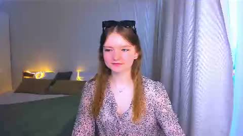 Snapshot of charminglookeva chatting on 06/11/26, 04:21 Im Eva online show from 06/11/26, 04:21
