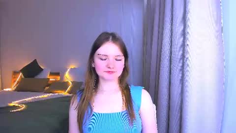 Snapshot of charminglookeva chatting on 06/18/26, 09:14 Im Eva online show from 06/18/26, 09:14