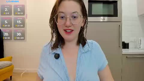 Snapshot of charmygrace chatting on 07/24/26, 09:29 Grace online show from 07/24/26, 09:29