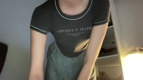 Vicky online show from 11/29/25, 08:12