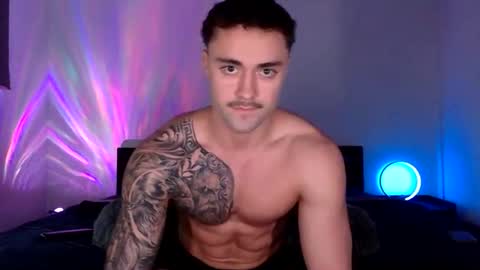 Snapshot of chasereynolds44 chatting on 05/29/26, 08:34 Chasereynolds44 online show from 05/29/26, 08:34