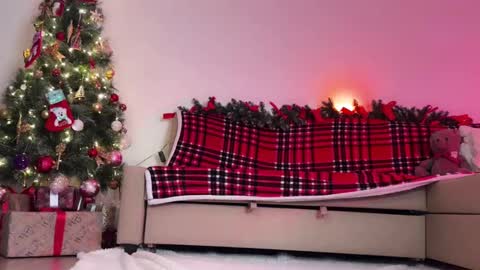 JASMINE   usually going live about 2 am UTC  online show from 01/07/25, 05:12