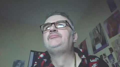 lee online show from 10/23/25, 06:17