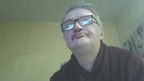 lee online show from 11/23/25, 06:30