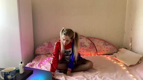 Snapshot of chayashortle chatting on 09/14/25, 06:56 Milissa online show from 09/14/25, 06:56