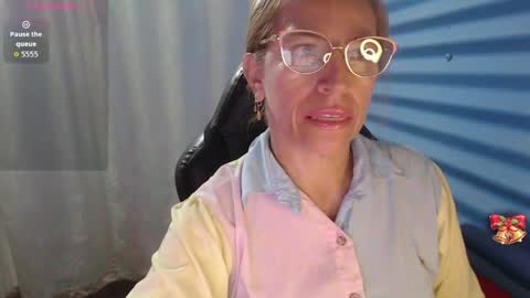 CHAYLA VICTORIA RUIZ  online show from 04/11/26, 11:25