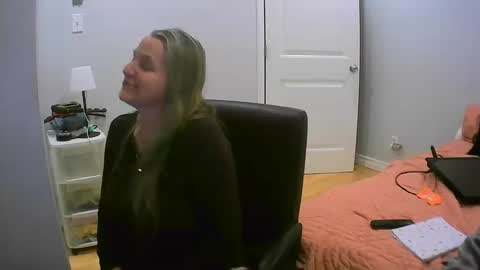 chealsiek online show from 10/13/25, 01:16