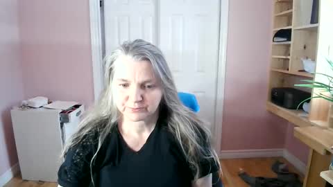 chealsiek online show from 04/10/26, 03:39