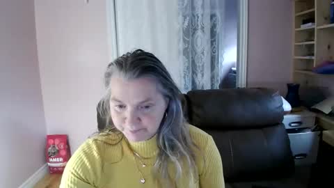 Snapshot of chealsiek chatting on 06/07/26, 12:53 chealsiek online show from 06/07/26, 12:53