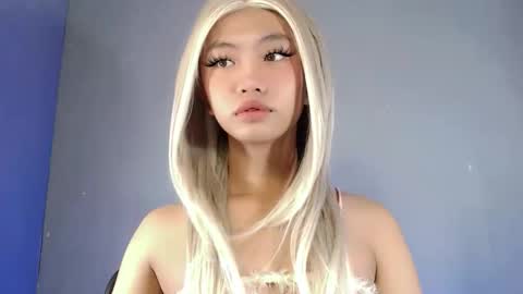 RIVA online show from 03/11/26, 01:55