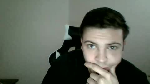 Snapshot of cheddarbob93695 chatting on 11/15/25, 09:21 cheddarbob93695 online show from 11/15/25, 09:21