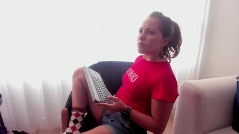 Regina Phalange online show from 01/15/25, 10:02