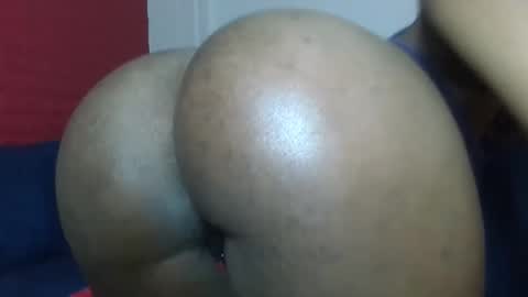 cheeky_charms online show from 01/18/26, 02:32