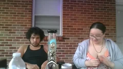 Snapshot of cheekychick420 chatting on 11/18/25, 12:42 cheekychick420 online show from 11/18/25, 12:42