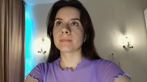 Amelia online show from 04/17/26, 09:45