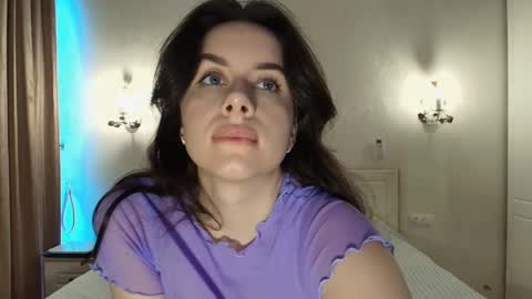 Amelia online show from 04/18/26, 06:28