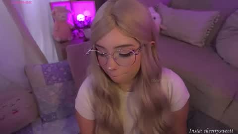 Baby Cherry online show from 01/31/26, 10:30