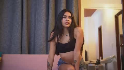 Snapshot of cheeseburgerjesus chatting on 12/17/24, 01:18 Cheesburger Jesus and whoever showed up. online show from 12/17/24, 01:18