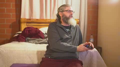 Snapshot of cheeseburgerjesus chatting on 02/10/25, 03:35 Cheesburger Jesus and whoever showed up. online show from 02/10/25, 03:35