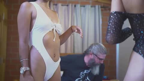 Snapshot of cheeseburgerjesus chatting on 03/06/25, 05:43 Cheesburger Jesus and whoever showed up. online show from 03/06/25, 05:43