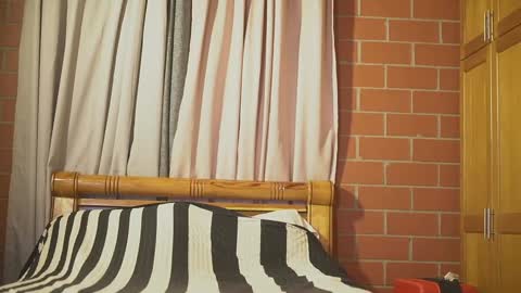 Snapshot of cheeseburgerjesus chatting on 10/19/25, 04:57 Cheesburger Jesus and whoever showed up. online show from 10/19/25, 04:57