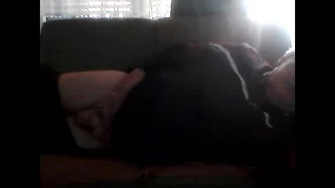 Snapshot of cheesy4444 chatting on 01/26/25, 03:36 Tom online show from 01/26/25, 03:36